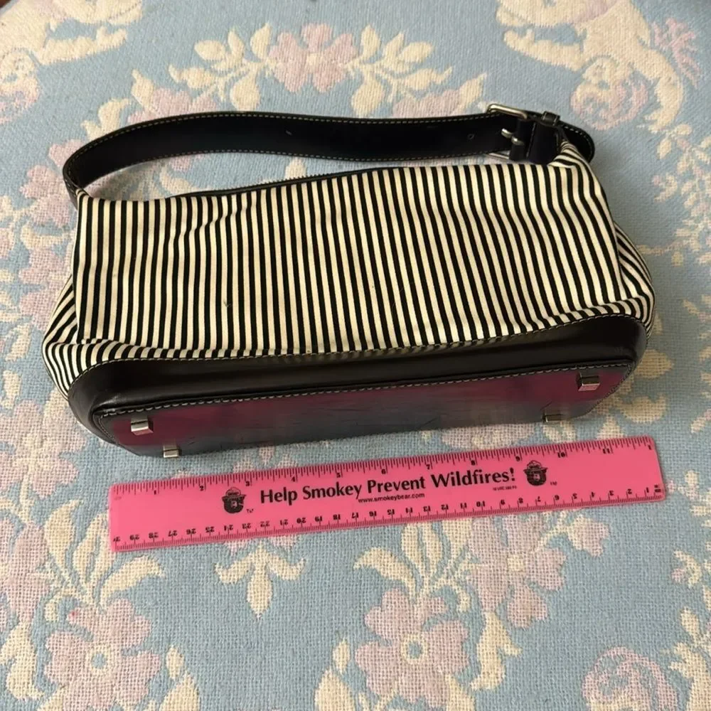Kate Spade *Chic* Striped Handbag Shoulder-bag